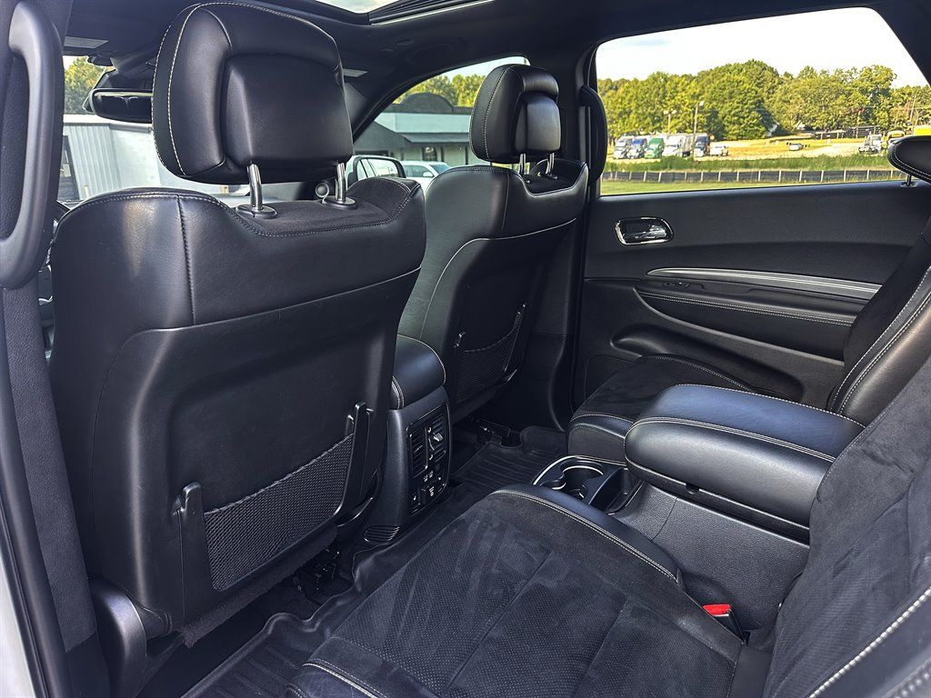 Used 2018 Dodge Durango SRT w/ Technology Group AWD/4WD image 6