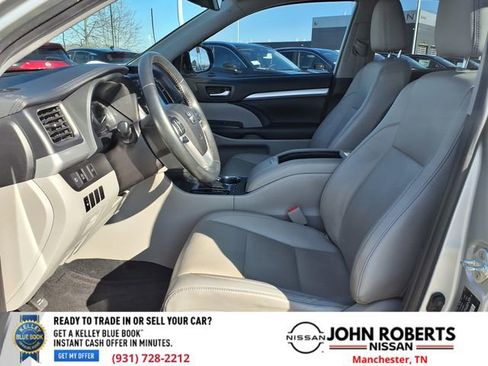 Used 2025 Subaru Forester Touring w/ Popular Package - Touring image 34