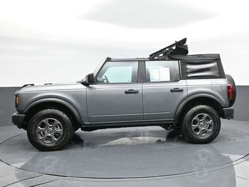 Used 2023 Ford Bronco Base image 5