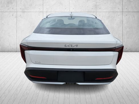 New 2025 Kia K4 LXS image 6