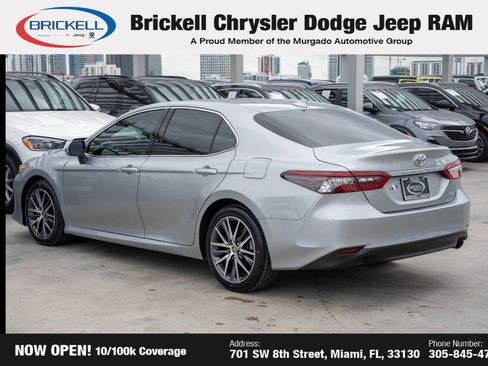 Used 2024 Toyota Camry XLE image 7