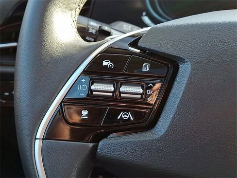 Certified 2025 Kia Niro EX Touring image 21