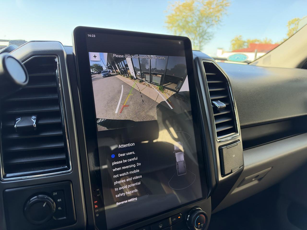 Used 2019 Ford F150 XLT AWD/4WD image 13