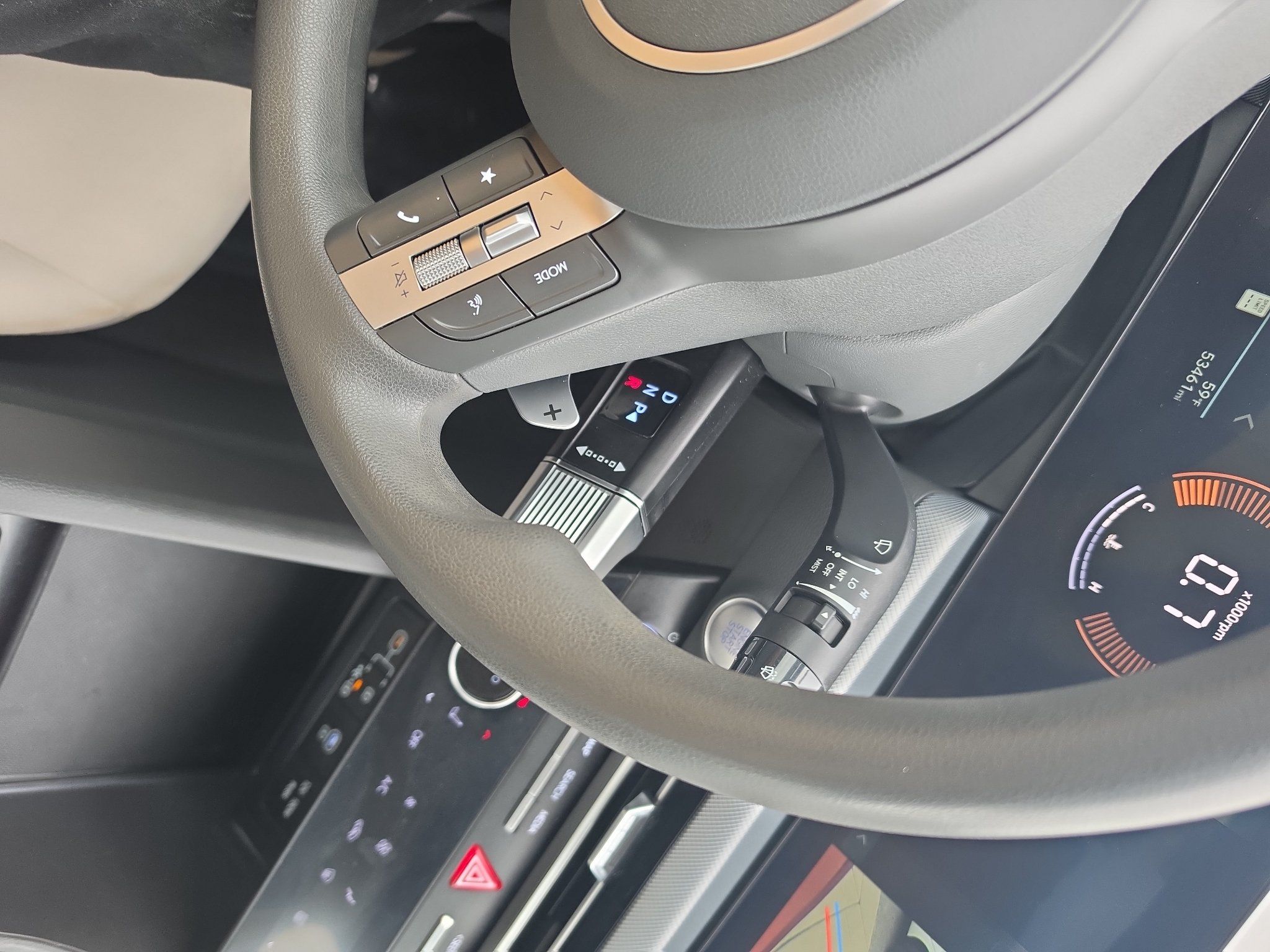 Used 2024 Hyundai Sonata SEL FWD image 30