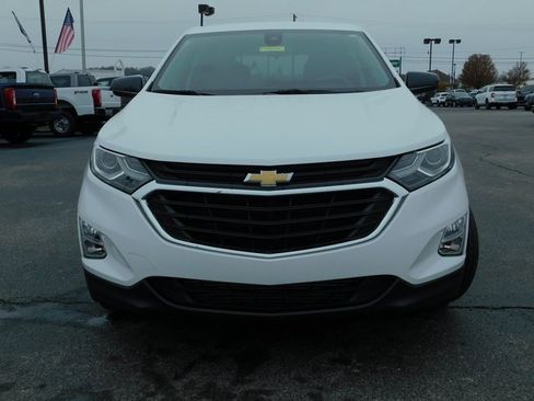 Used 2021 Chevrolet Equinox LT image 3