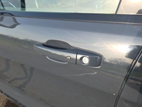 Used 2018 Jeep Grand Cherokee Altitude image 25