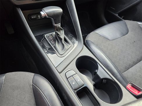 Used 2018 Kia Niro EX w/ EX Touring Graphite Edition image 24