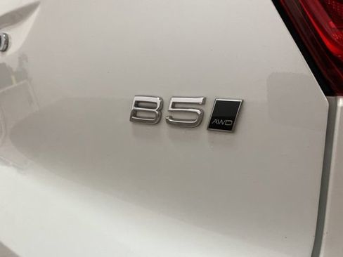 Used 2025 Volvo XC40 B5 Plus AWD/4WD image 98