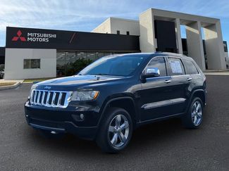 Used 2013 Jeep Grand Cherokee Overland RWD video 1