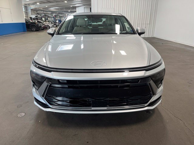Used 2025 Hyundai Sonata SEL FWD image 8