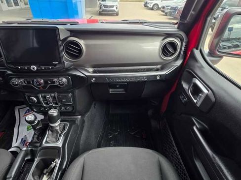 Used 2020 Jeep Wrangler Unlimited Sport S image 18