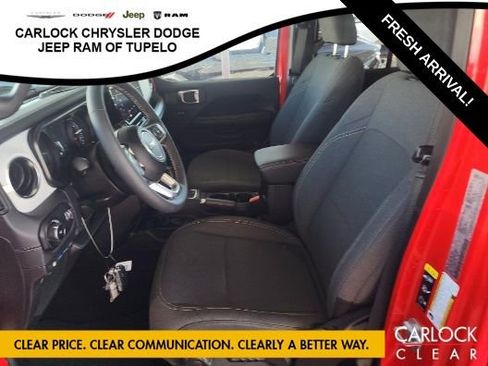 Used 2025 Jeep Wrangler Sahara w/ Safety Group image 6