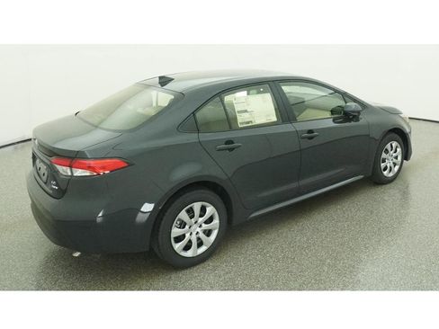 New 2026 Toyota Corolla LE image 9