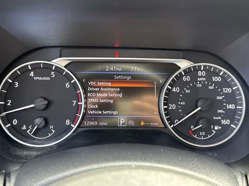Used 2024 Nissan Sentra SV FWD image 31