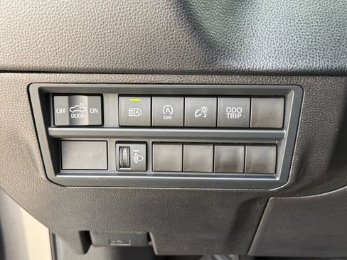 Used 2026 Toyota Tundra SR5 AWD/4WD image 19