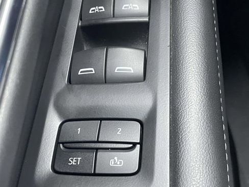 Used 2023 Chevrolet Suburban LT image 20