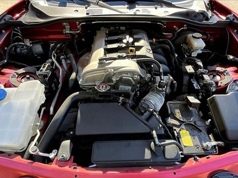 Used 2019 MAZDA MX-5 Miata RF Grand Touring image 23