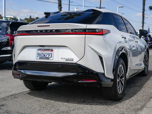 Used 2023 Lexus RZ 450e Premium w/ Technology Package image 8