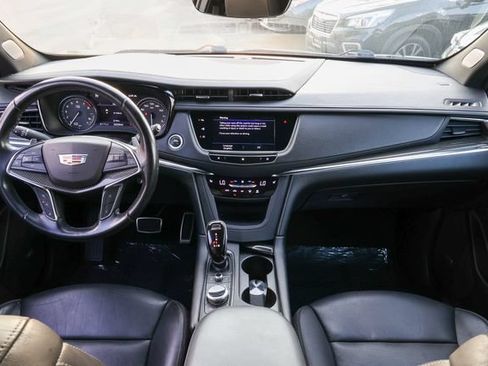 Used 2020 Cadillac XT5 Sportv AWD/4WD image 8