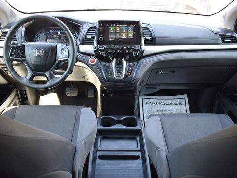 Used 2019 Honda Odyssey EX image 13