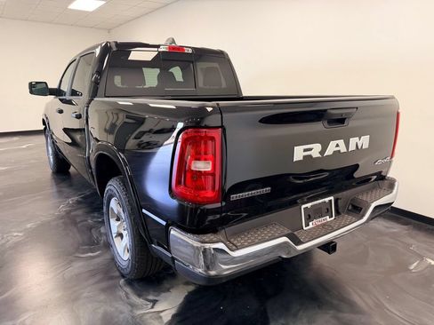 New 2026 RAM 1500 4x4 Crew Cab image 22