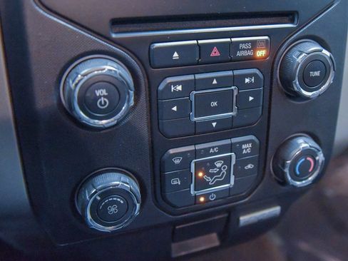 Used 2013 Ford F150 XLT w/ Mid Equipment Group image 4