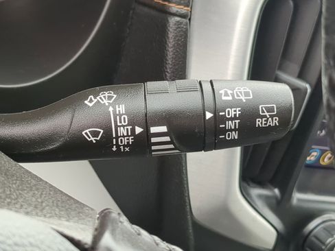 Used 2019 GMC Terrain SLE image 25