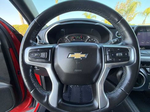 Used 2020 Chevrolet Blazer LT FWD image 32