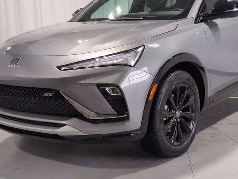 Used 2024 Buick Envista Sport Touring w/ Convenience I Package image 11