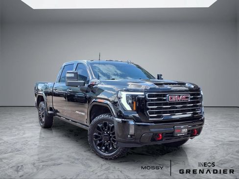Used 2024 GMC Sierra 2500 AT4 w/ AT4 Premium Plus Package AWD/4WD image 1