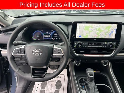 Used 2026 Toyota Grand Highlander AWD Hybrid image 6