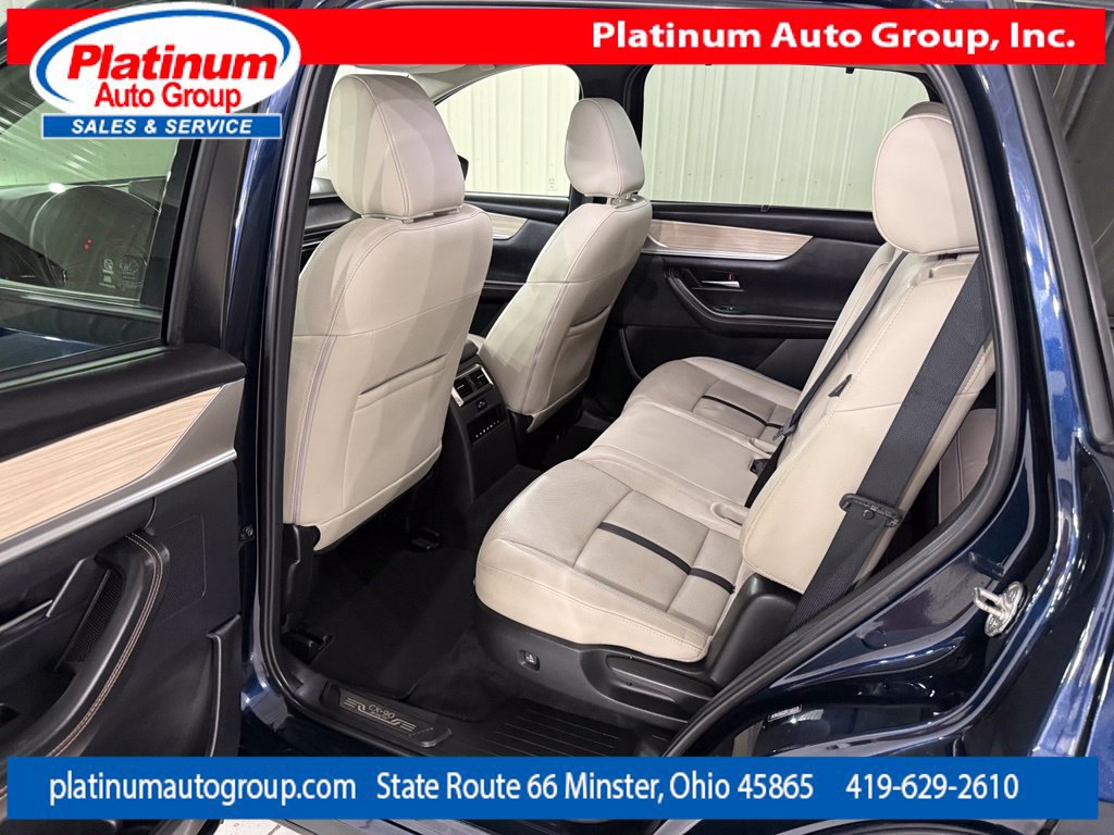Used 2024 MAZDA CX-90 3.3 Turbo w/ Preferred Package AWD/4WD image 27