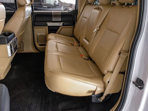 Used 2019 Ford F250 Lariat w/ Lariat Value Package image 38