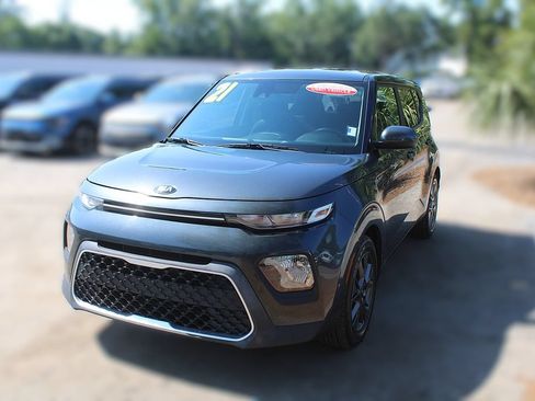 Used 2021 Kia Soul S FWD image 16