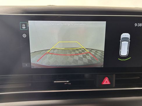 Certified 2025 Kia Carnival image 26