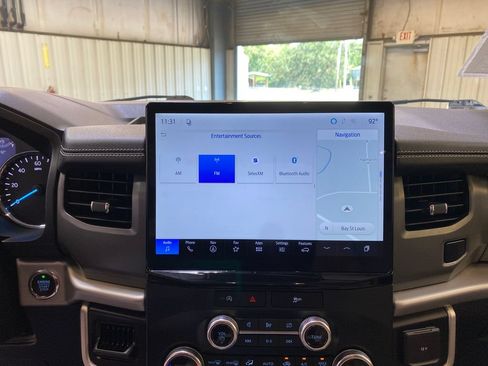 Used 2023 Ford Expedition XLT RWD image 40