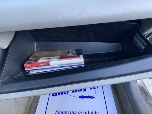 Used 2008 Toyota Camry LE image 21