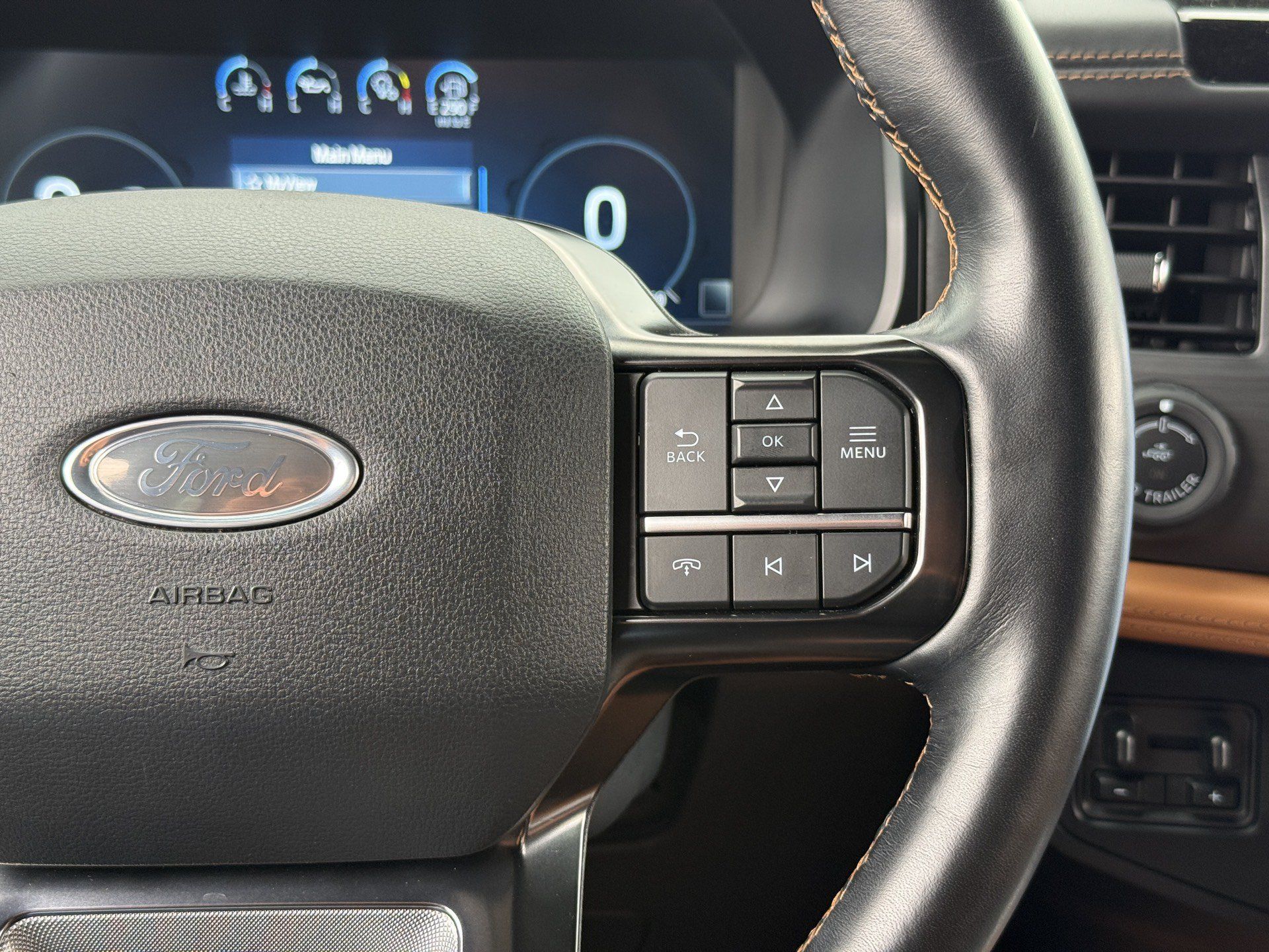 Used 2023 Ford Expedition Platinum AWD/4WD image 25