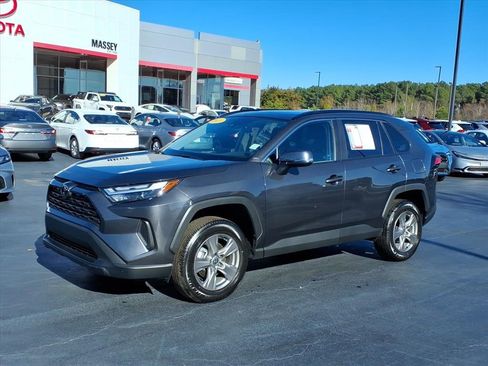Used 2023 Toyota RAV4 XLE w/ Convenience Package image 7