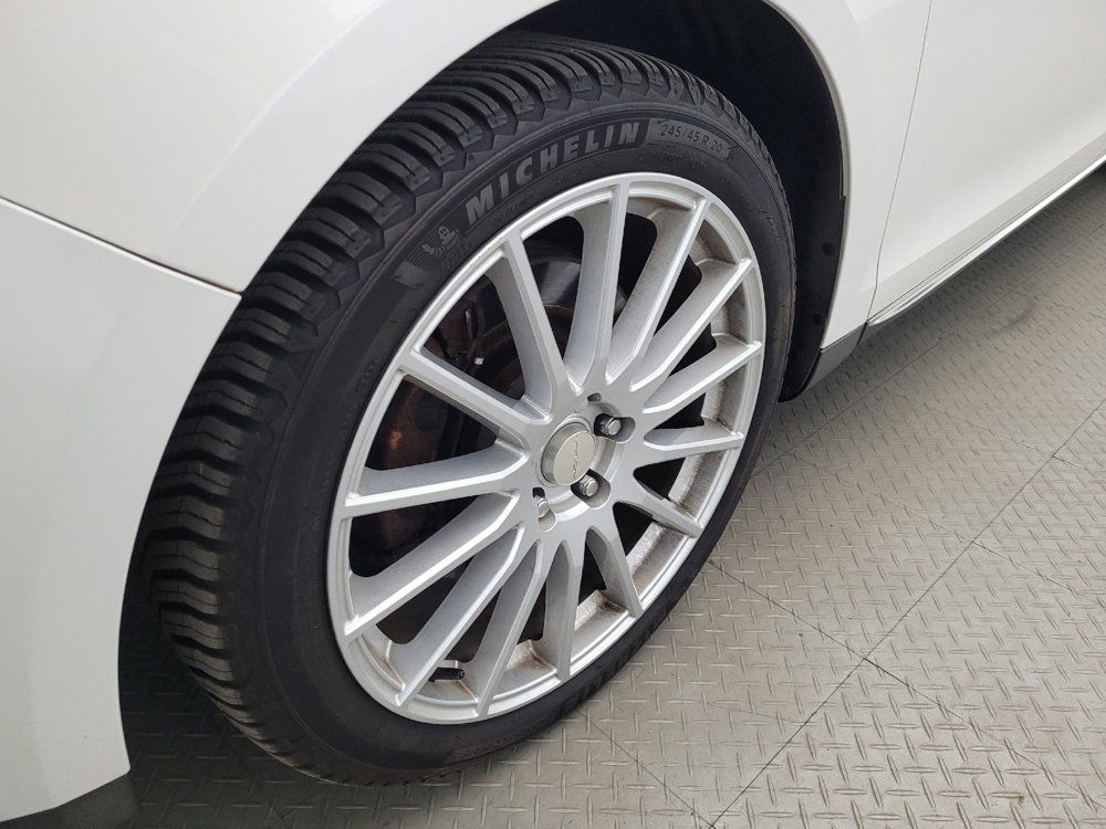 Used 2015 Lincoln MKS AWD w/ Equipment Group 201A image 31