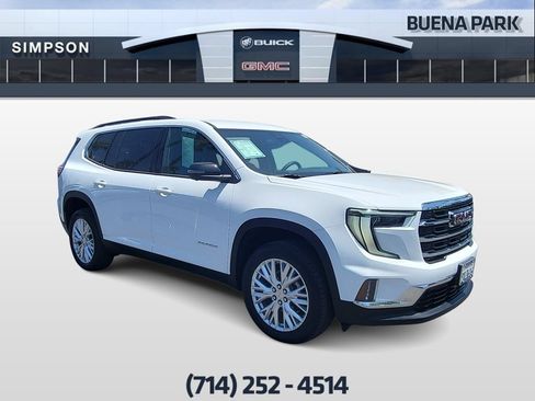 Used 2026 GMC Acadia Elevation w/ Elevation Premium Package FWD image 2