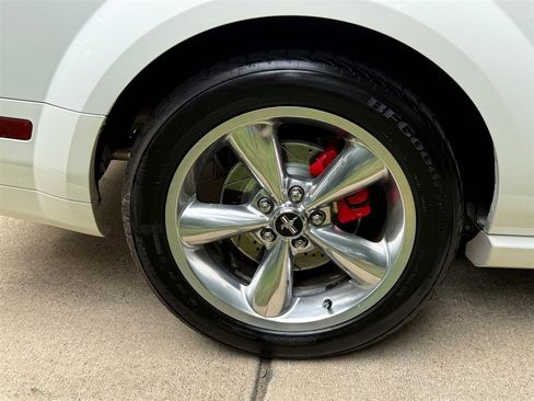 Used 2009 Ford Mustang GT image 35