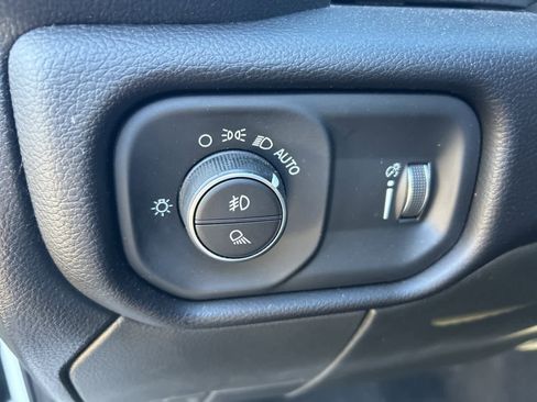 Used 2024 RAM 2500 Big Horn image 30