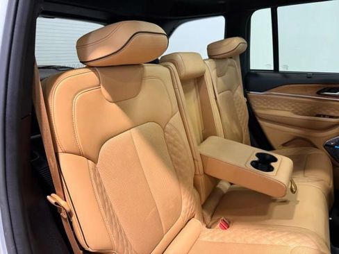 Used 2022 Jeep Grand Cherokee Summit image 84