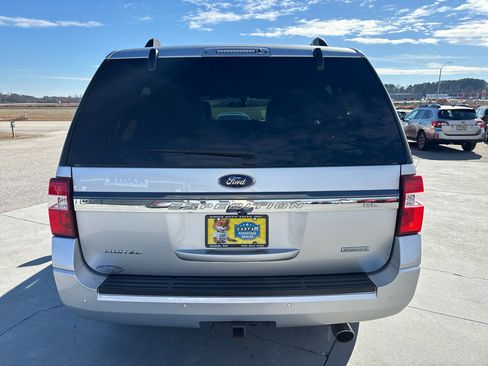 Used 2017 Ford Expedition EL Limited image 5