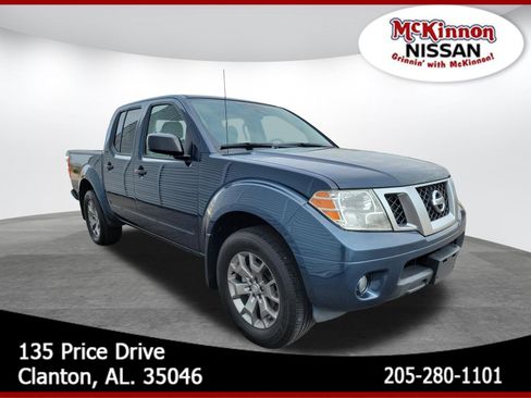 Used 2021 Nissan Frontier SV image 1