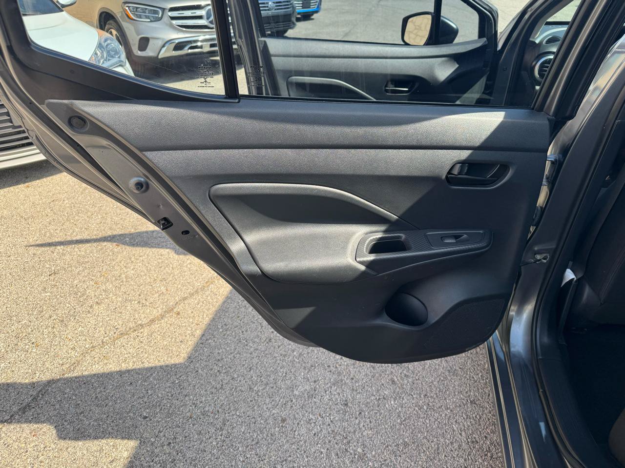 Used 2020 Nissan Versa S FWD image 14