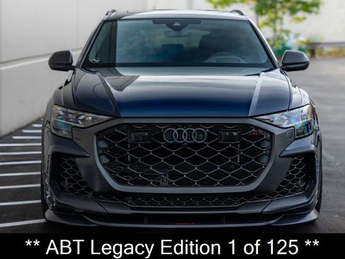 Used 2025 Audi RS Q8 performance image 33