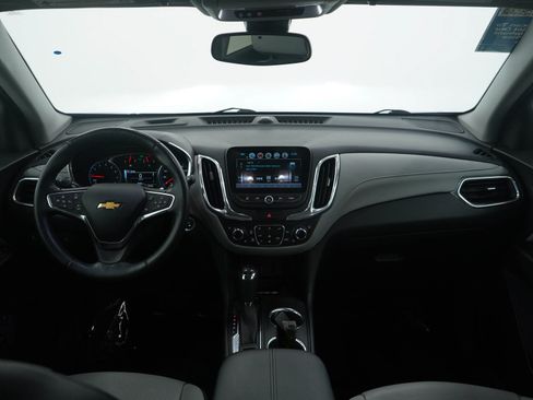 Used 2018 Chevrolet Equinox Premier image 13