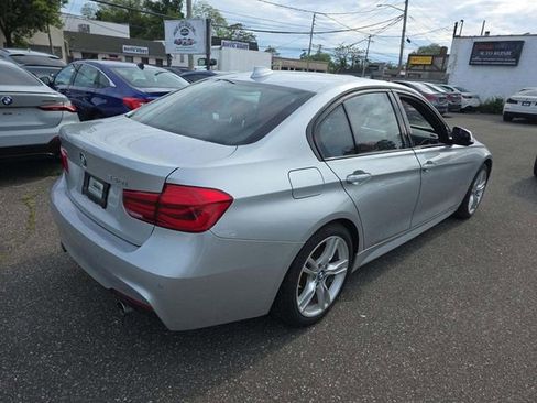 Used 2017 BMW 340i xDrive Sedan AWD/4WD image 3